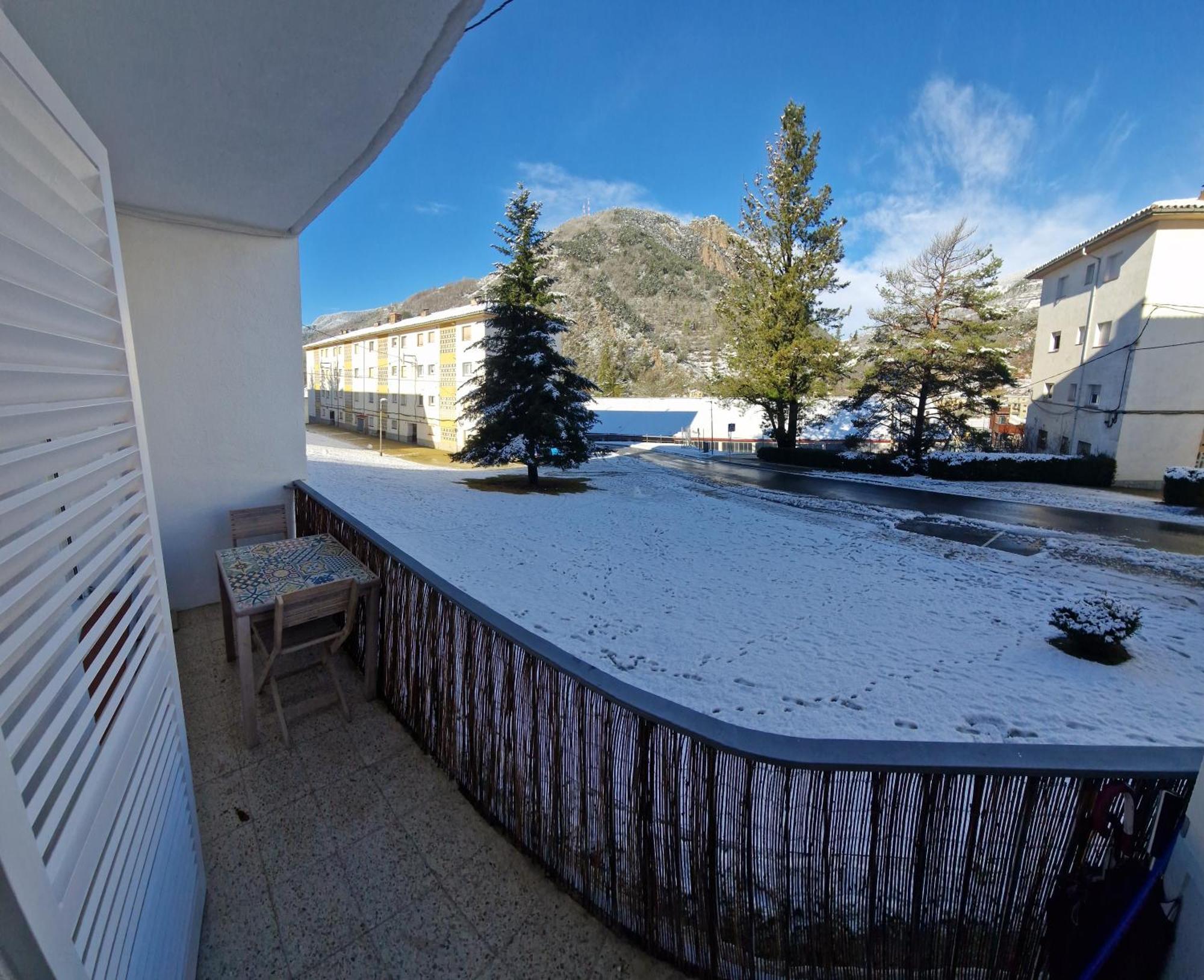 Apartamento Cremallera Ribes De Freser Luaran gambar